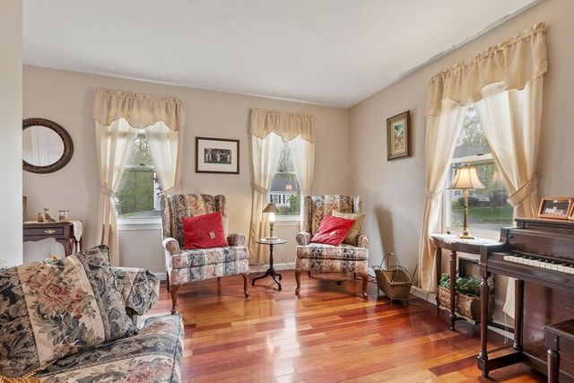 30 Hillando Drive, Shrewsbury, MA 01545