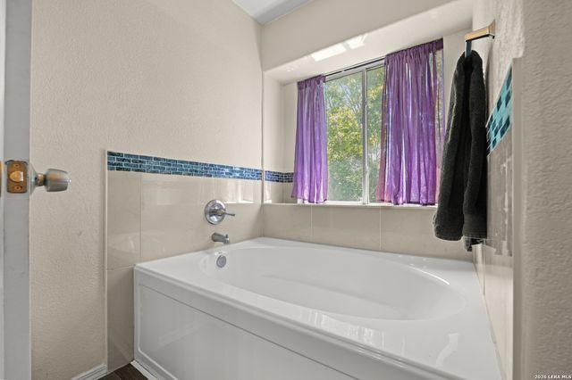 7930 Veleta, San Antonio, TX 78250