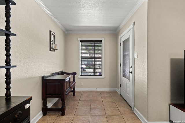 7930 Veleta, San Antonio, TX 78250