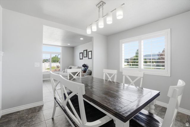 529 W 3100 S, Syracuse, UT 84075
