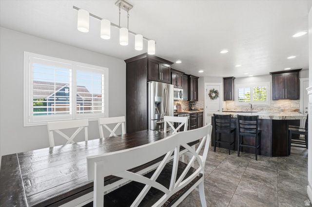 529 W 3100 S, Syracuse, UT 84075