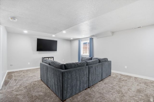 529 W 3100 S, Syracuse, UT 84075