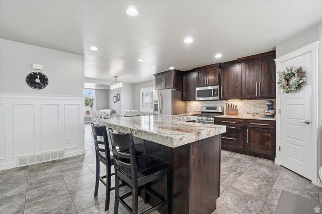 529 W 3100 S, Syracuse, UT 84075