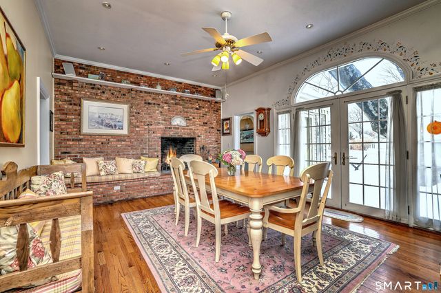 152 West River Street, Milford, CT 06460