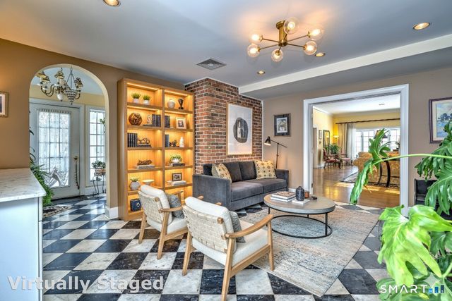 152 West River Street, Milford, CT 06460