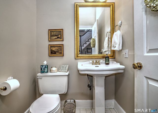 152 West River Street, Milford, CT 06460