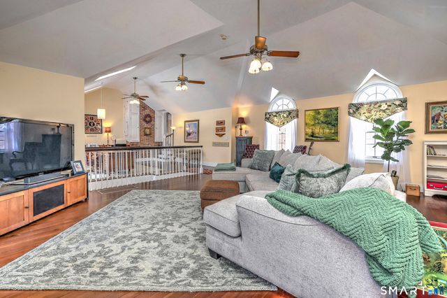 152 West River Street, Milford, CT 06460