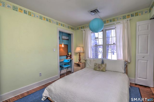 152 West River Street, Milford, CT 06460