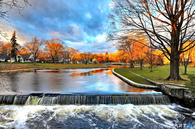 152 West River Street, Milford, CT 06460