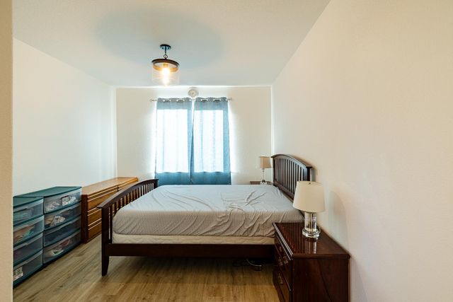 8486 Gurmit Ct, Elk Grove, CA 95624