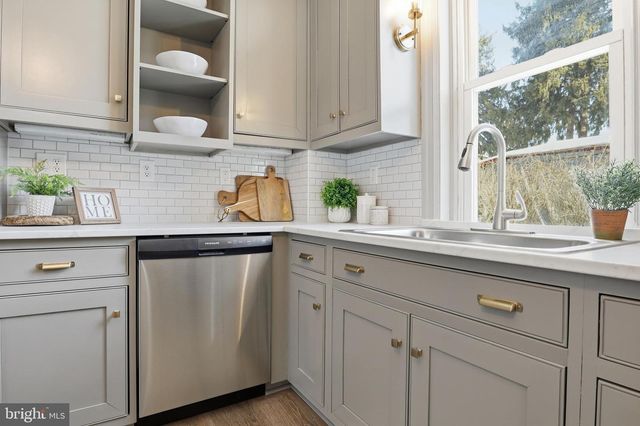 1001 SPRUCE ST, Columbia, PA 17512