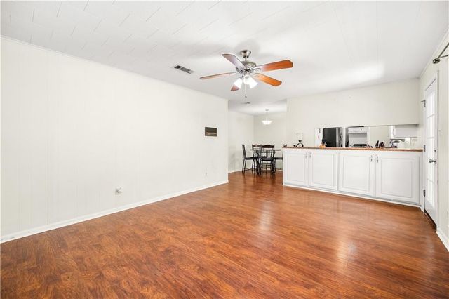 210 FENDLER Parkway, Pineville, LA 71360