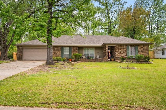 210 FENDLER Parkway, Pineville, LA 71360