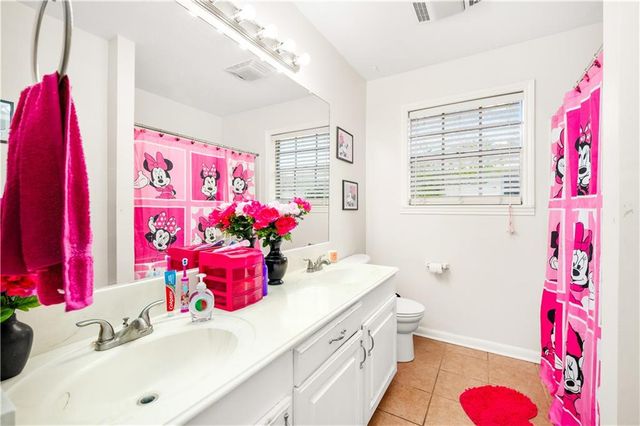 210 FENDLER Parkway, Pineville, LA 71360