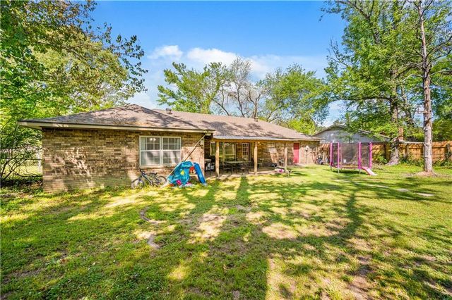 210 FENDLER Parkway, Pineville, LA 71360