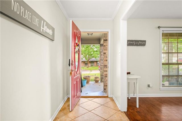 210 FENDLER Parkway, Pineville, LA 71360