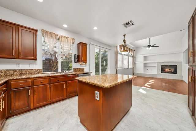 632 Fisher Cir, Folsom, CA 95630