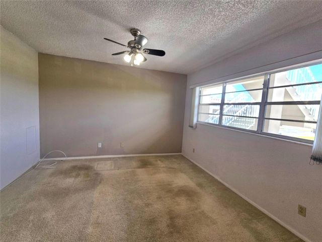 2284 PHILIPPINE DRIVE 39, Clearwater, FL 33763