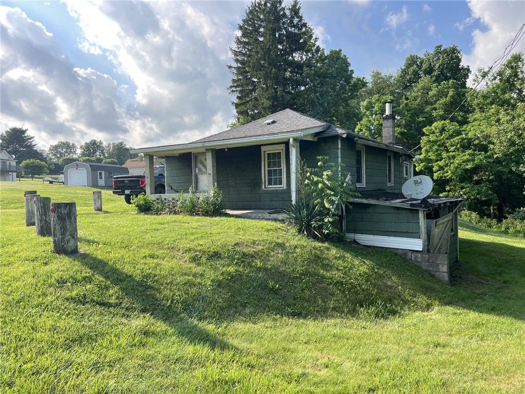 191 Brushwood Rd, North Union Twp, PA 15401