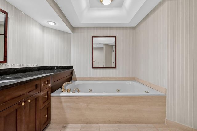 4000 Island Blvd 1507, Aventura, FL 33160