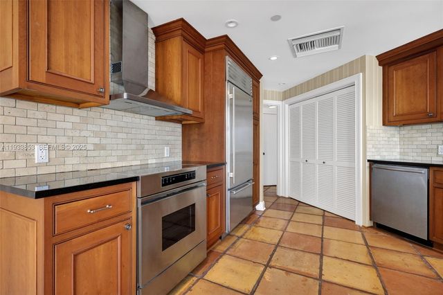 4000 Island Blvd 1507, Aventura, FL 33160