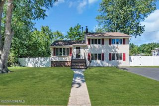 56 Stephenville Boulevard, Red Bank, NJ 07701