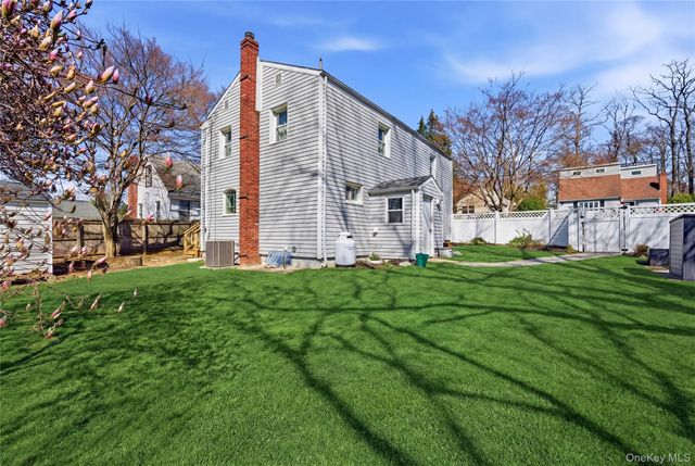 18 Shelter Drive, Sound Beach, NY 11789