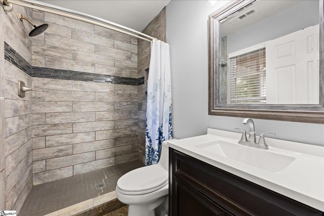 38 Jesse Court, Taylors, SC 29687