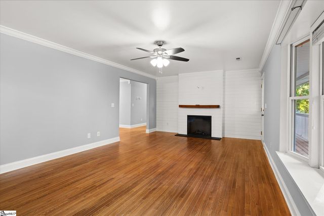 38 Jesse Court, Taylors, SC 29687
