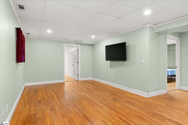 38 Jesse Court, Taylors, SC 29687