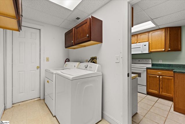 38 Jesse Court, Taylors, SC 29687