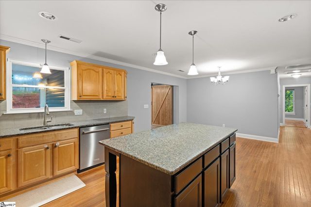 38 Jesse Court, Taylors, SC 29687