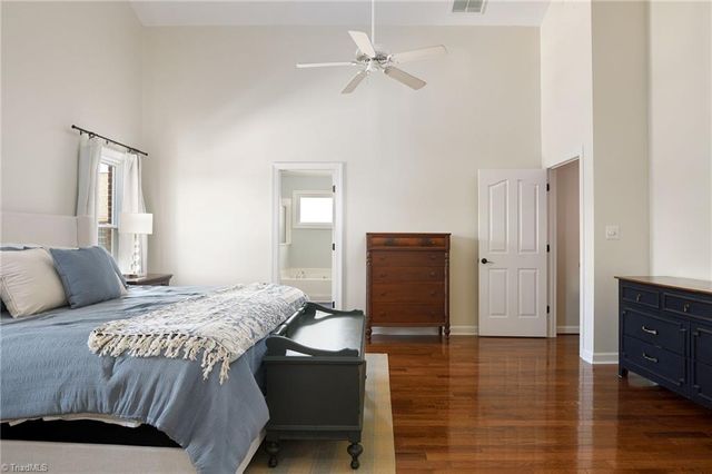 3007 Deercroft Lane, Clemmons, NC 27012
