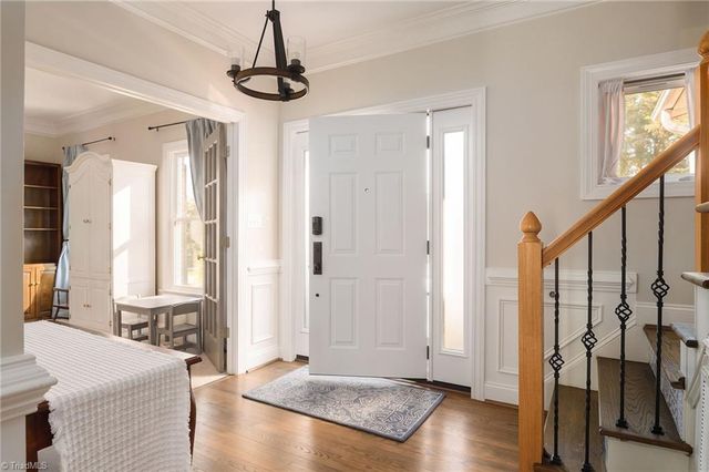 3007 Deercroft Lane, Clemmons, NC 27012