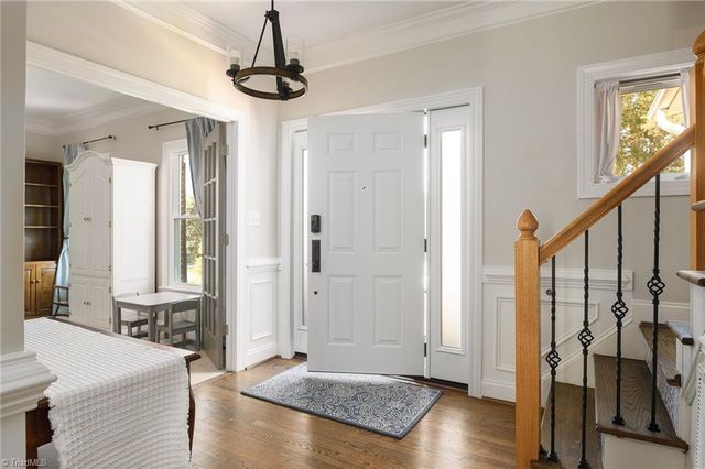 3007 Deercroft Lane, Clemmons, NC 27012