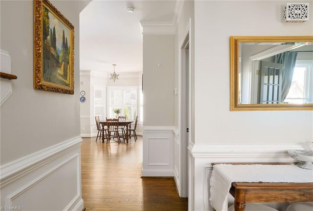 3007 Deercroft Lane, Clemmons, NC 27012