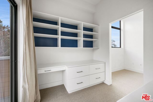11367 Elderwood Street, Los Angeles, CA 90049
