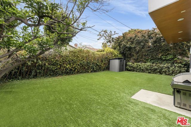 11367 Elderwood Street, Los Angeles, CA 90049