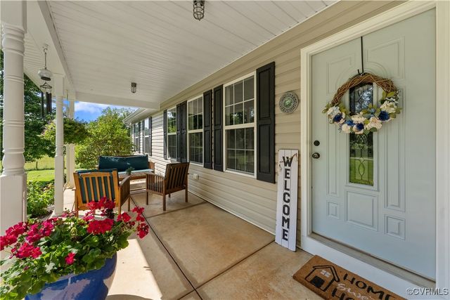 201 School Rd, Dillwyn, VA 23936