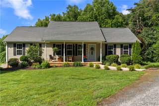 201 School Rd, Dillwyn, VA 23936