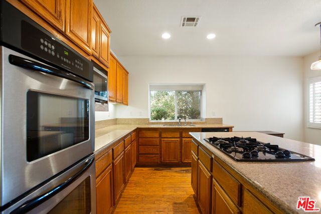 216 Windrose Court, Newbury Park (thousand Oaks), CA 91320