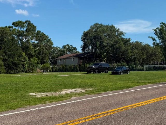8844 S MOBLEY ROAD, Tampa, FL 33626