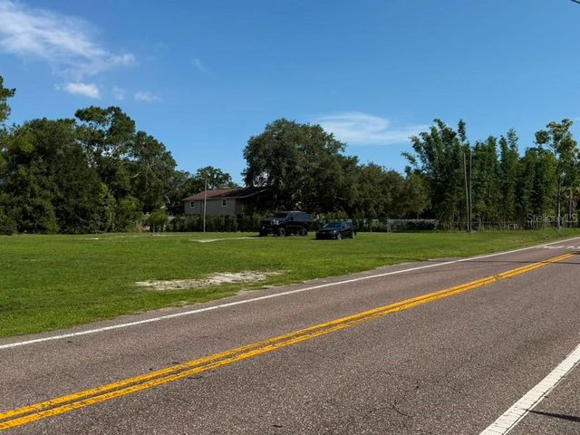 8844 S MOBLEY ROAD, Tampa, FL 33626