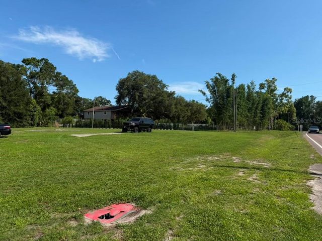 8844 S MOBLEY ROAD, Tampa, FL 33626