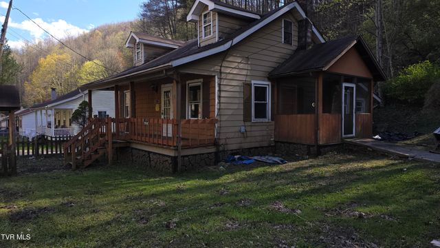 1822 Derby, Appalachia, VA 24216