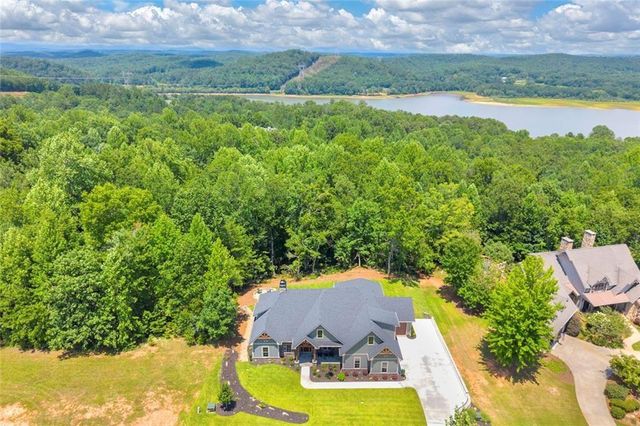 410 Edgewater Trail, Toccoa, GA 30577