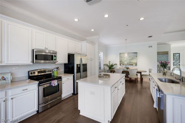 10009 St Moritz DR, Miromar Lakes, FL 33913