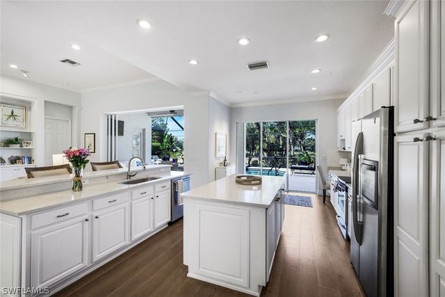 10009 St Moritz DR, Miromar Lakes, FL 33913