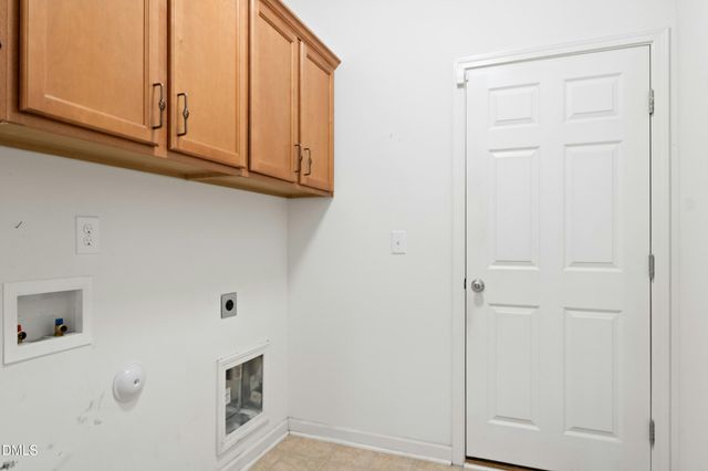 112 Congaree Drive, Holly Springs, NC 27540