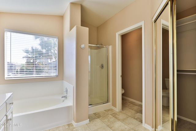 6759 N 77th Drive, Glendale, AZ 85303